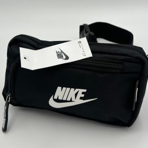 RIÑONERA NIKE NEGRA PEQUEÑA