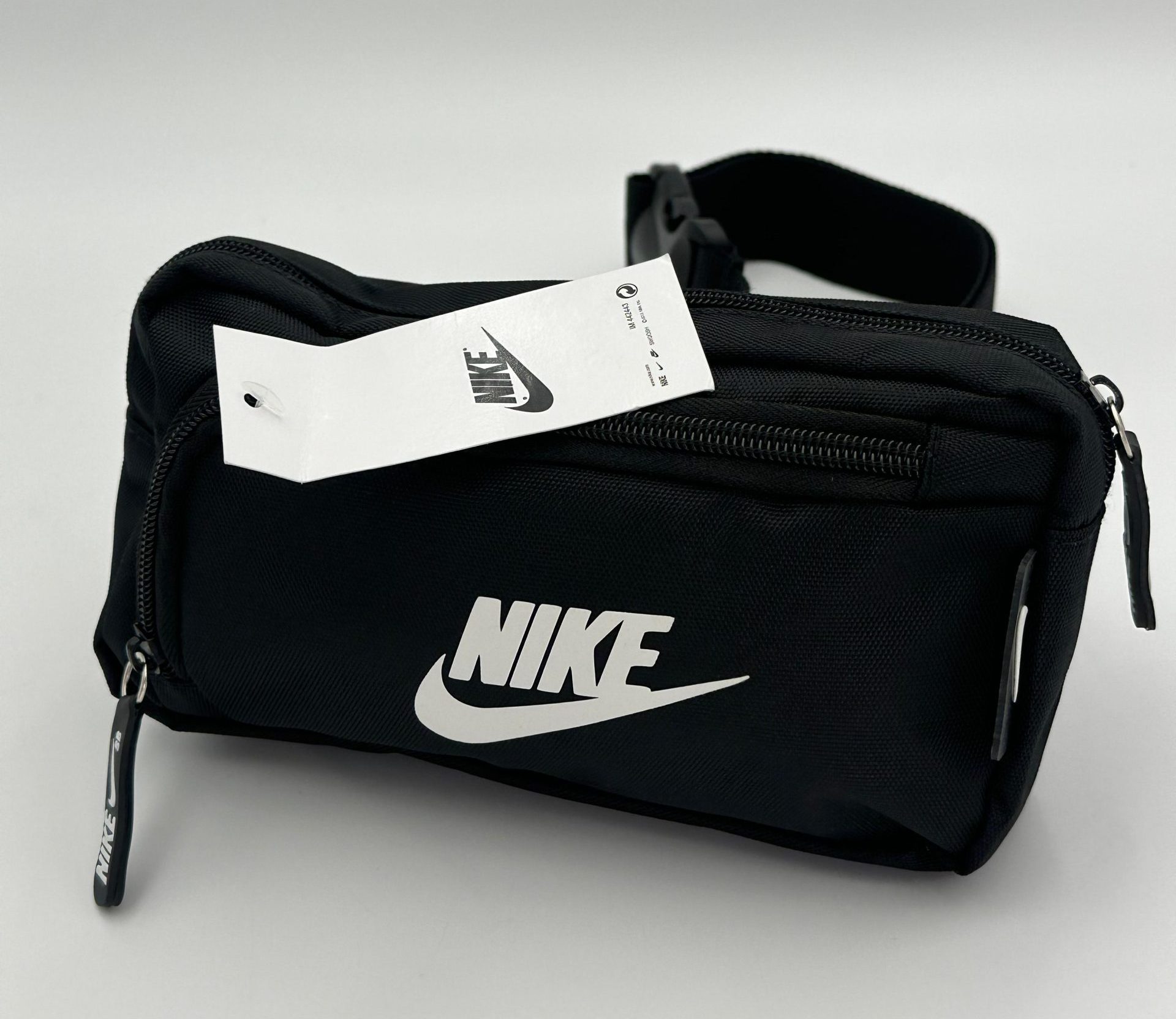 RIÑONERA NIKE NEGRA PEQUEÑA