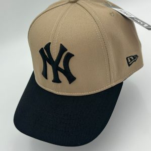 GORRA BEISBOLERA NY NUDE NEGRO