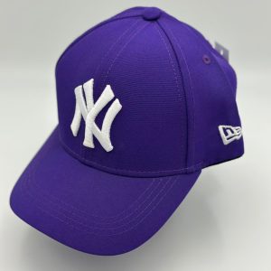 GORRA BEISBOLERA NY MORADA