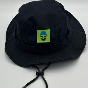 PESQUERO LINE FRESH NEGRO APLIQUE ALIEN