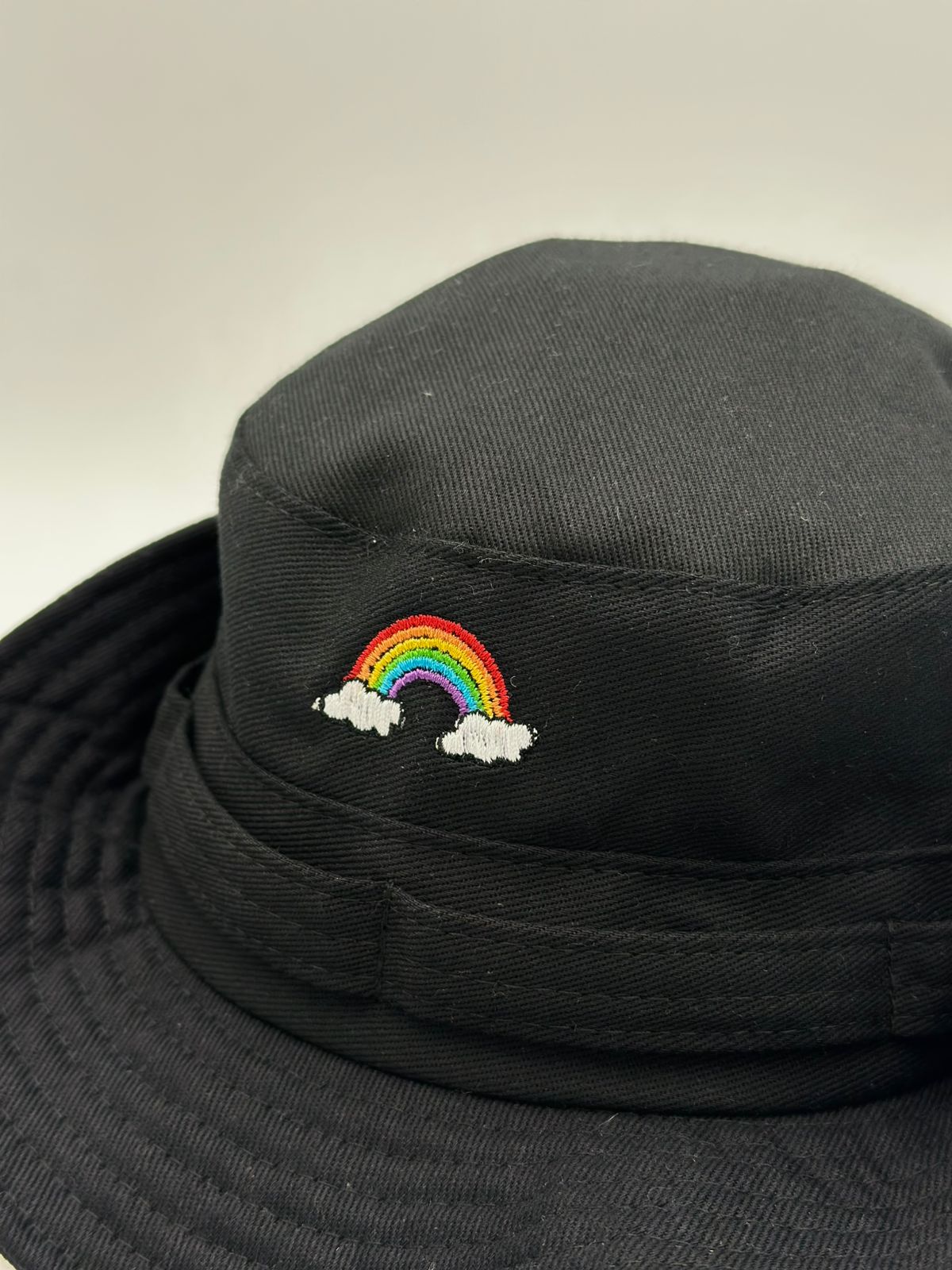 PESQUERO LINE FRESH BORDADO ARCO IRIS - Imagen 2