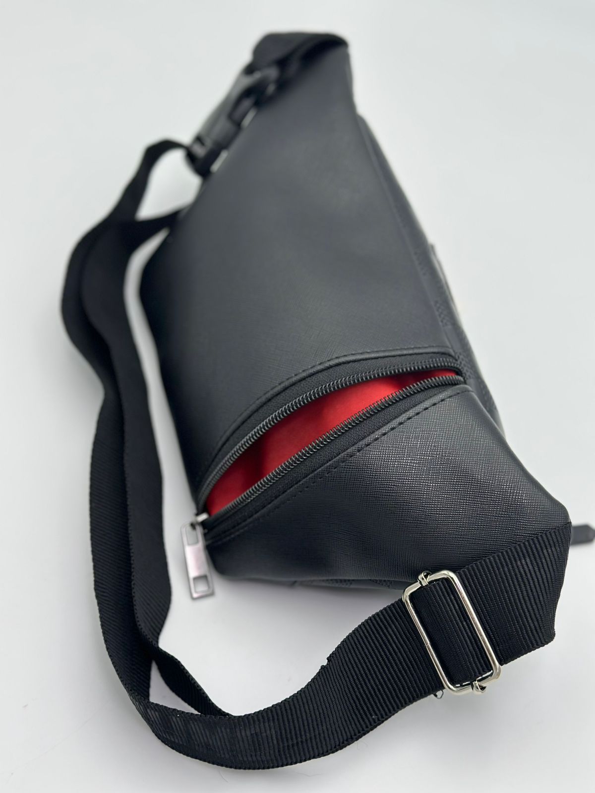 RIÑONERA SPRAYGROUND NEGRA - Imagen 2