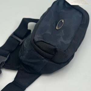 RIÑONERA OAKLEY DEPORTIVA AZUL