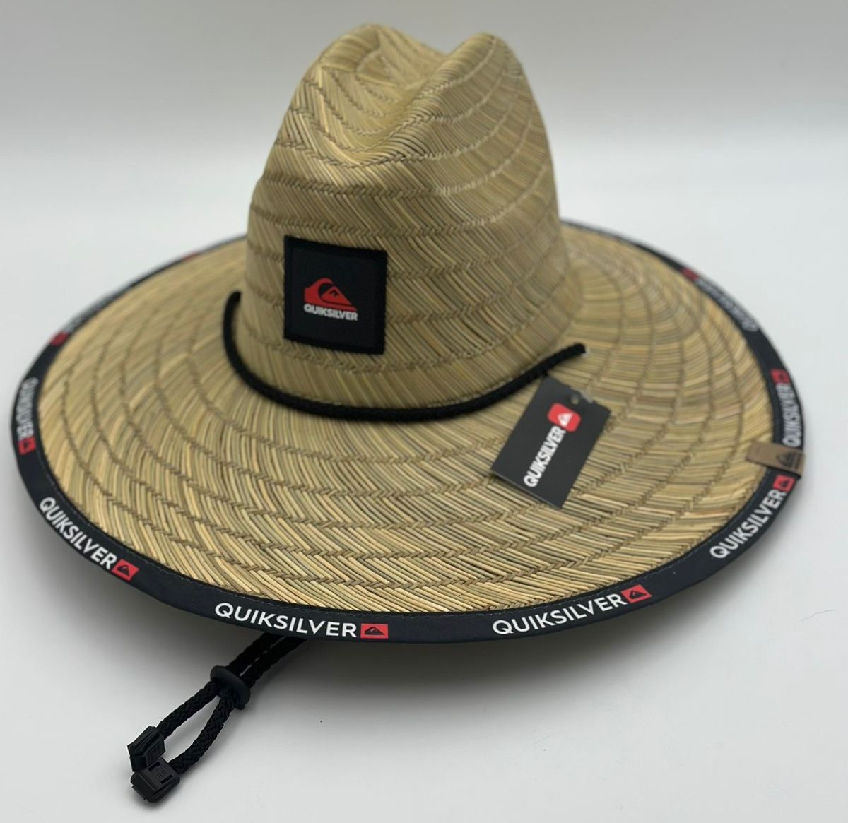 SOMBRERO QUICKSILVER BORDE NEGRO ROJO
