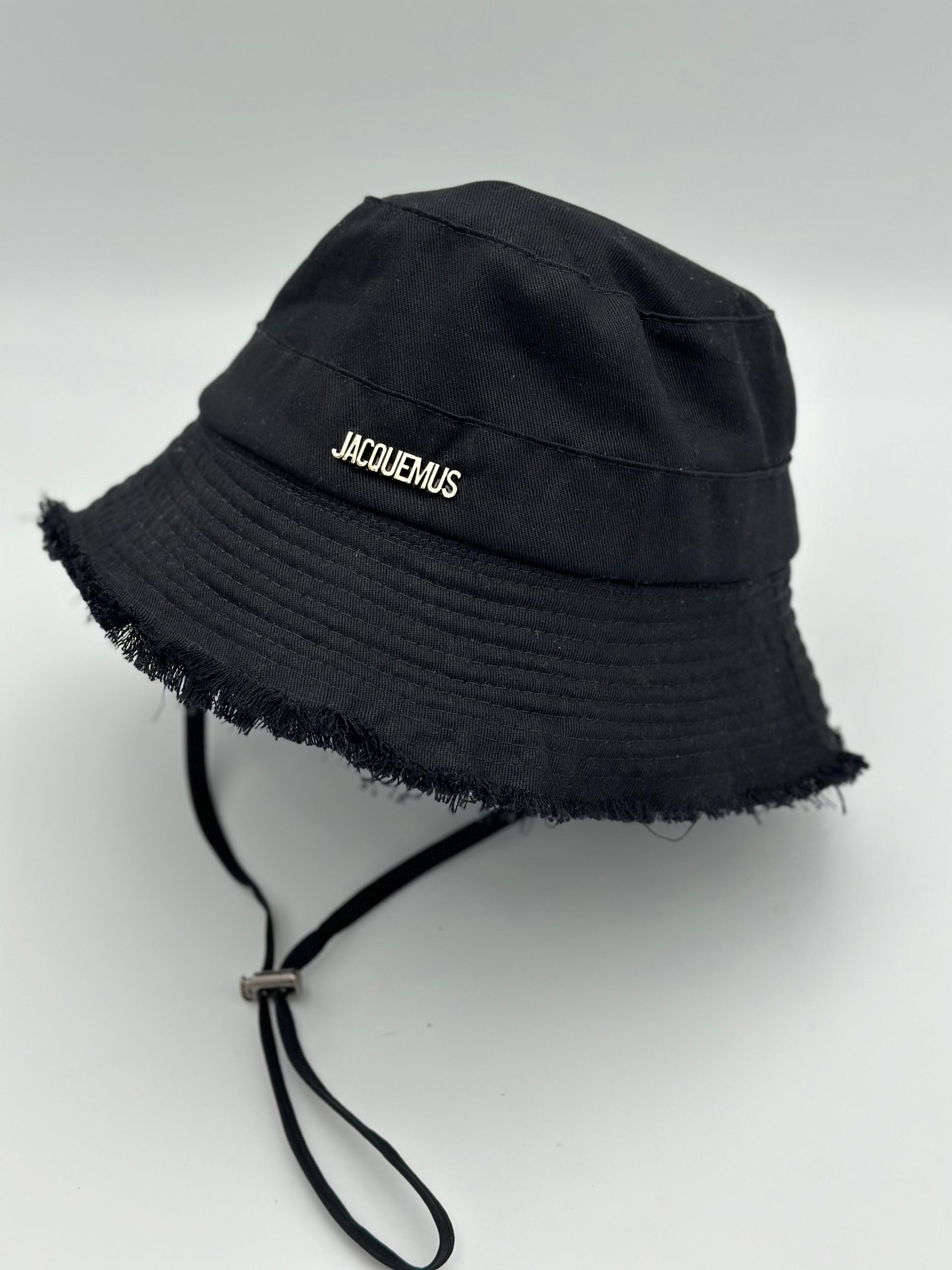 PESQUERO JACQUEMUS NEGRO - AJUSTABLE